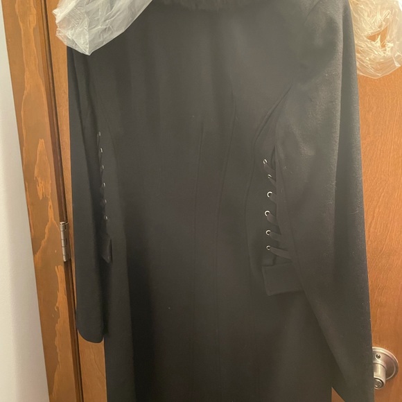 Gorgeous Betsey Johnson Corset wool coat. NWOT - Picture 3 of 3